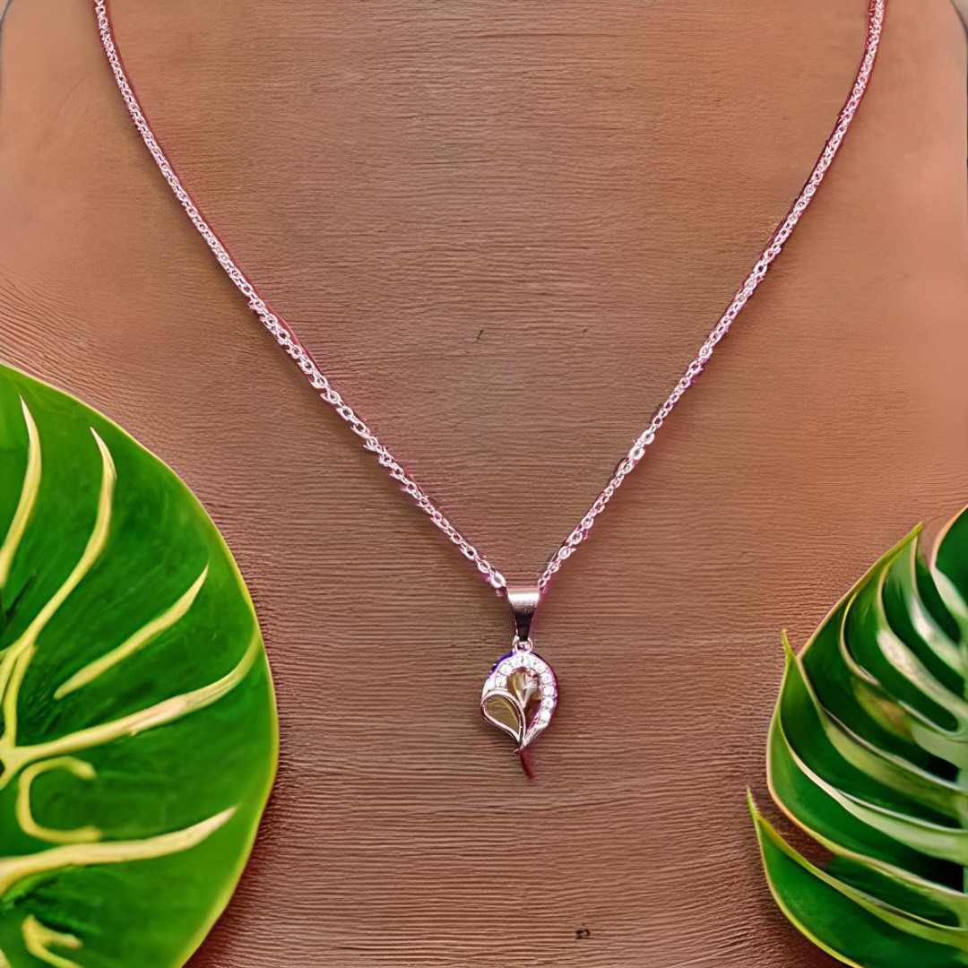 dainty heart necklace dainty heart necklace