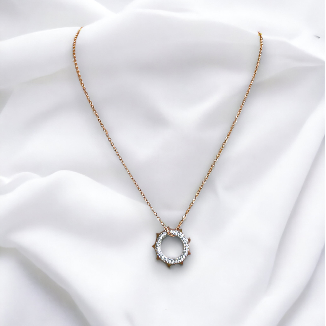 8-2 Circle Pendant